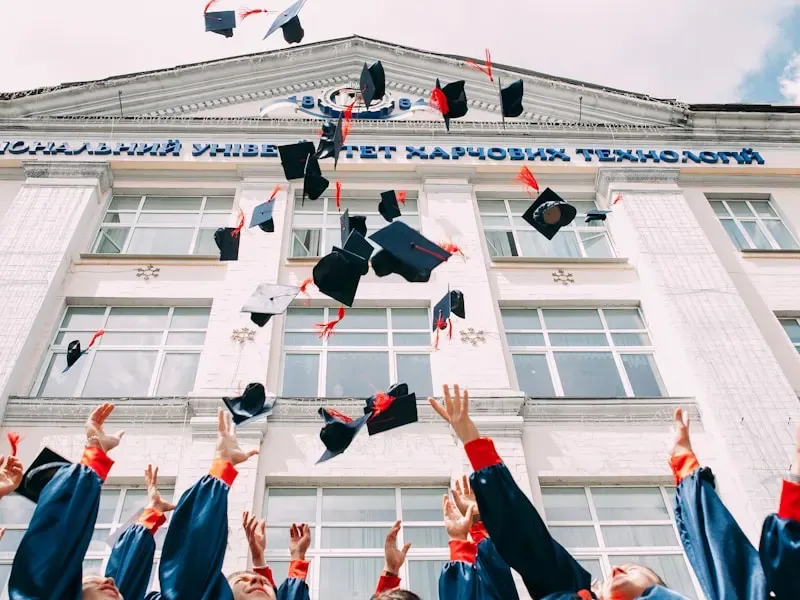 Educación y capacitación